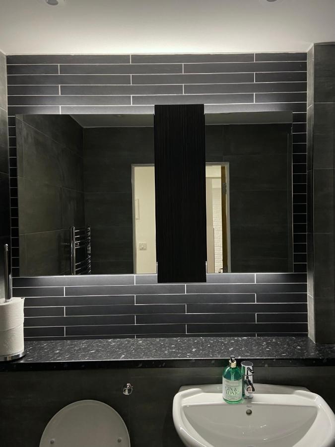 The Works - Private One Bedroom Apartment Mánchester Exterior foto